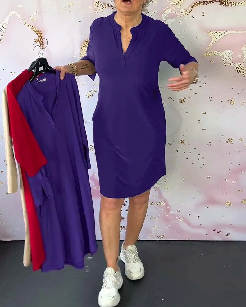Hilaria - Vestido liso con escote en V