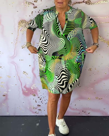 Ria - Vestido colorido con escote en V