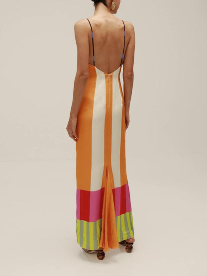 Vicy - Vestido Largo Floral con Ajuste Ceñido para Días Soleados.