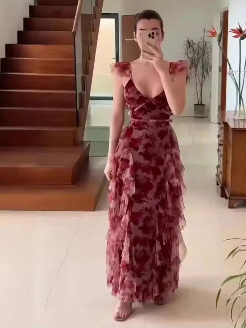 Flora - Vestido con Volantes y Detalles Florales