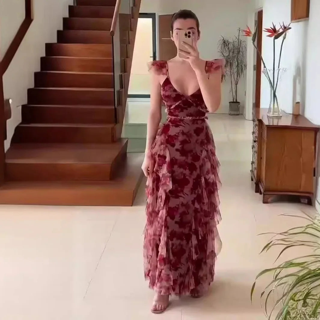 Flora - Vestido con Volantes y Detalles Florales