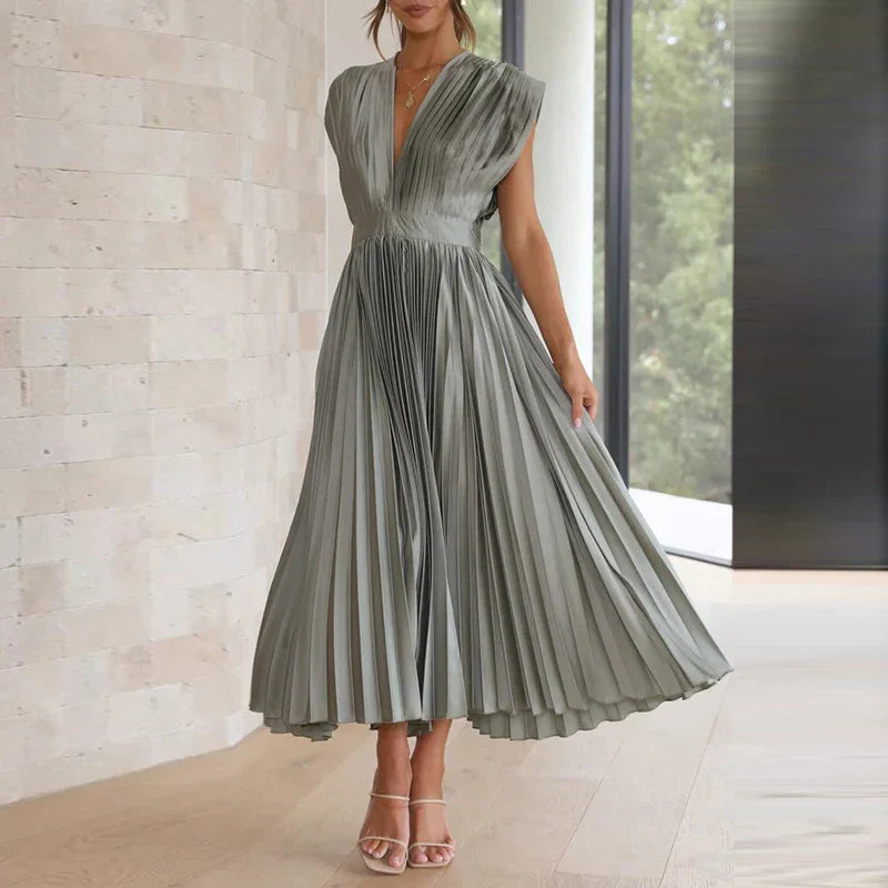 Noor - Vestido largo plisado con cinturón